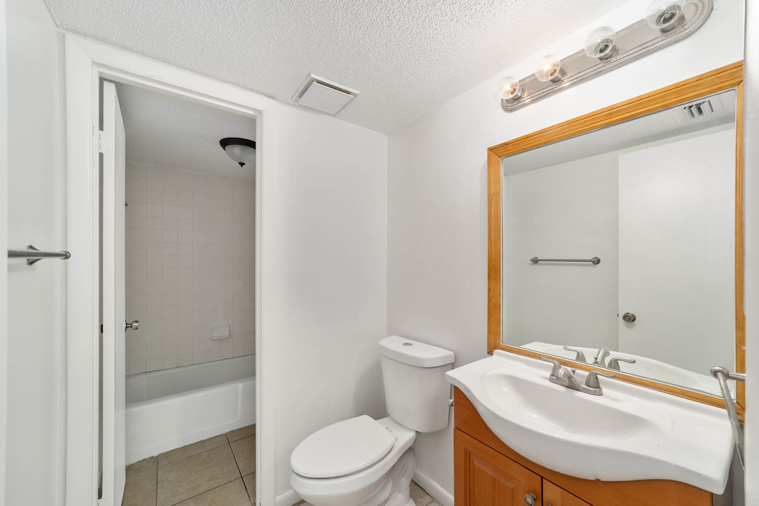 563 Fairways Drive, Ocala, FL 34472