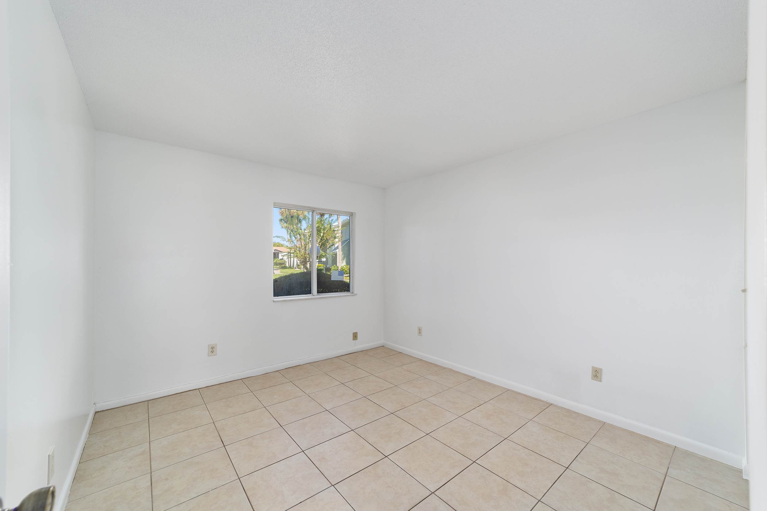 563 Fairways Drive, Ocala, FL 34472