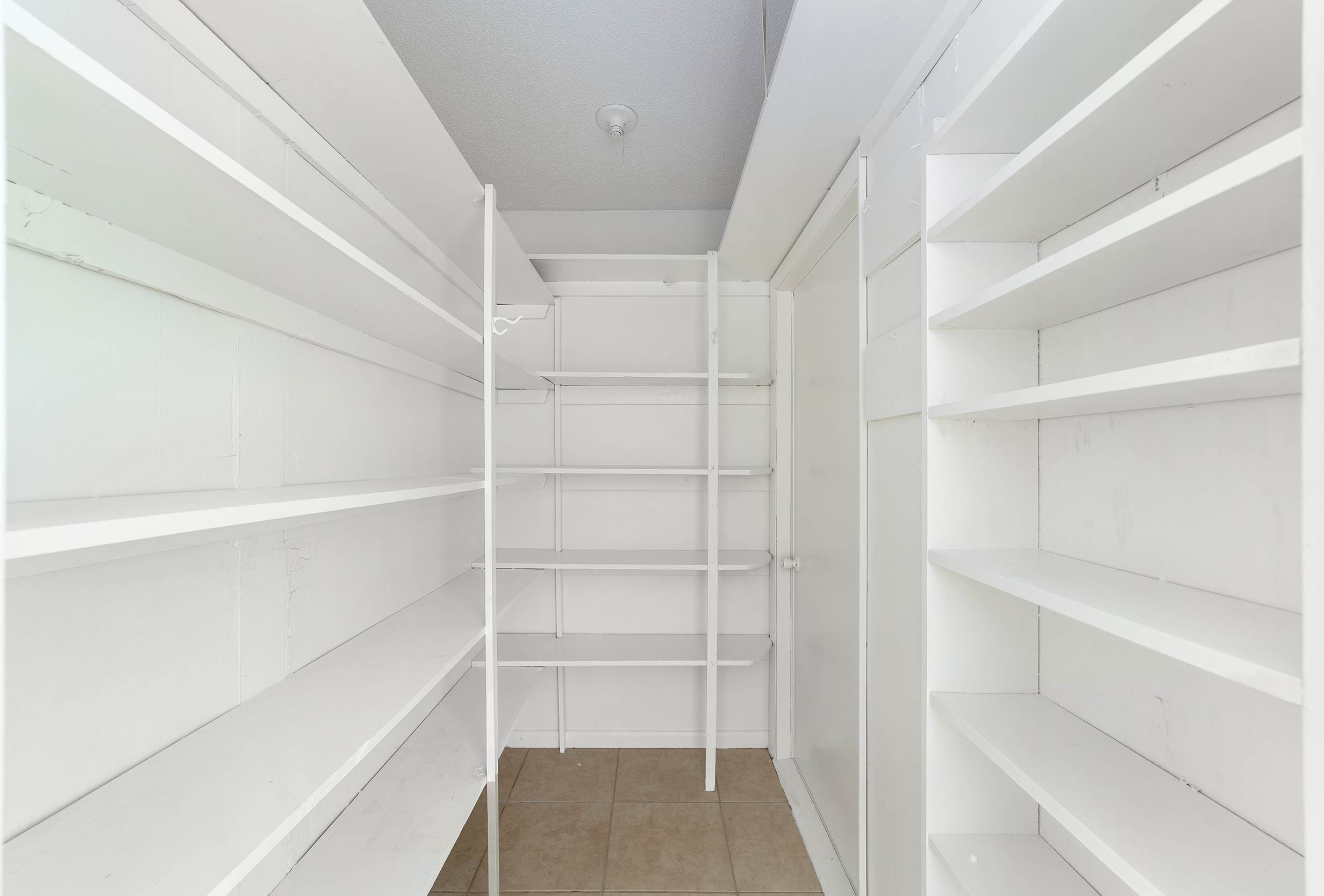 563 Fairways Drive, Ocala, FL 34472