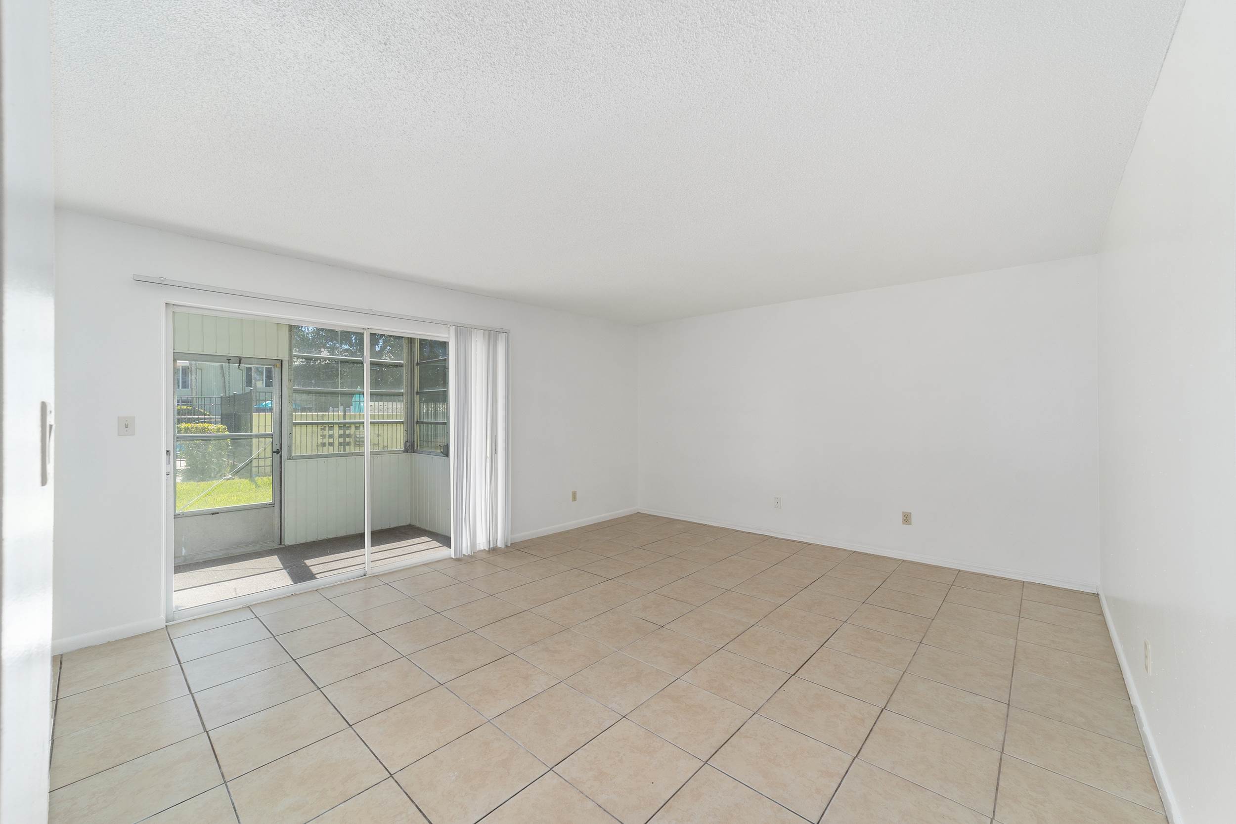 563 Fairways Drive, Ocala, FL 34472