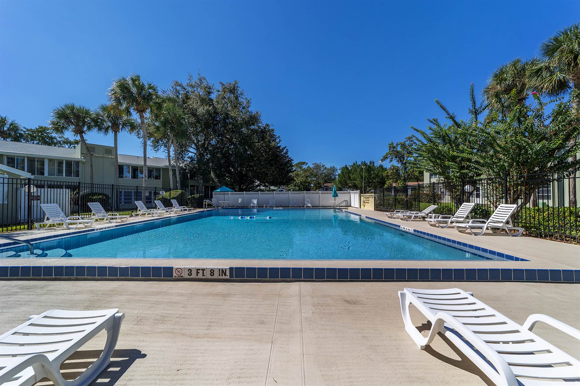 563 Fairways Drive, Ocala, FL 34472