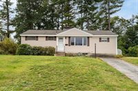 5 Starlight Ave, Chelmsford, MA 01824