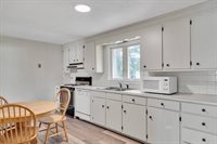 5 Starlight Ave, Chelmsford, MA 01824