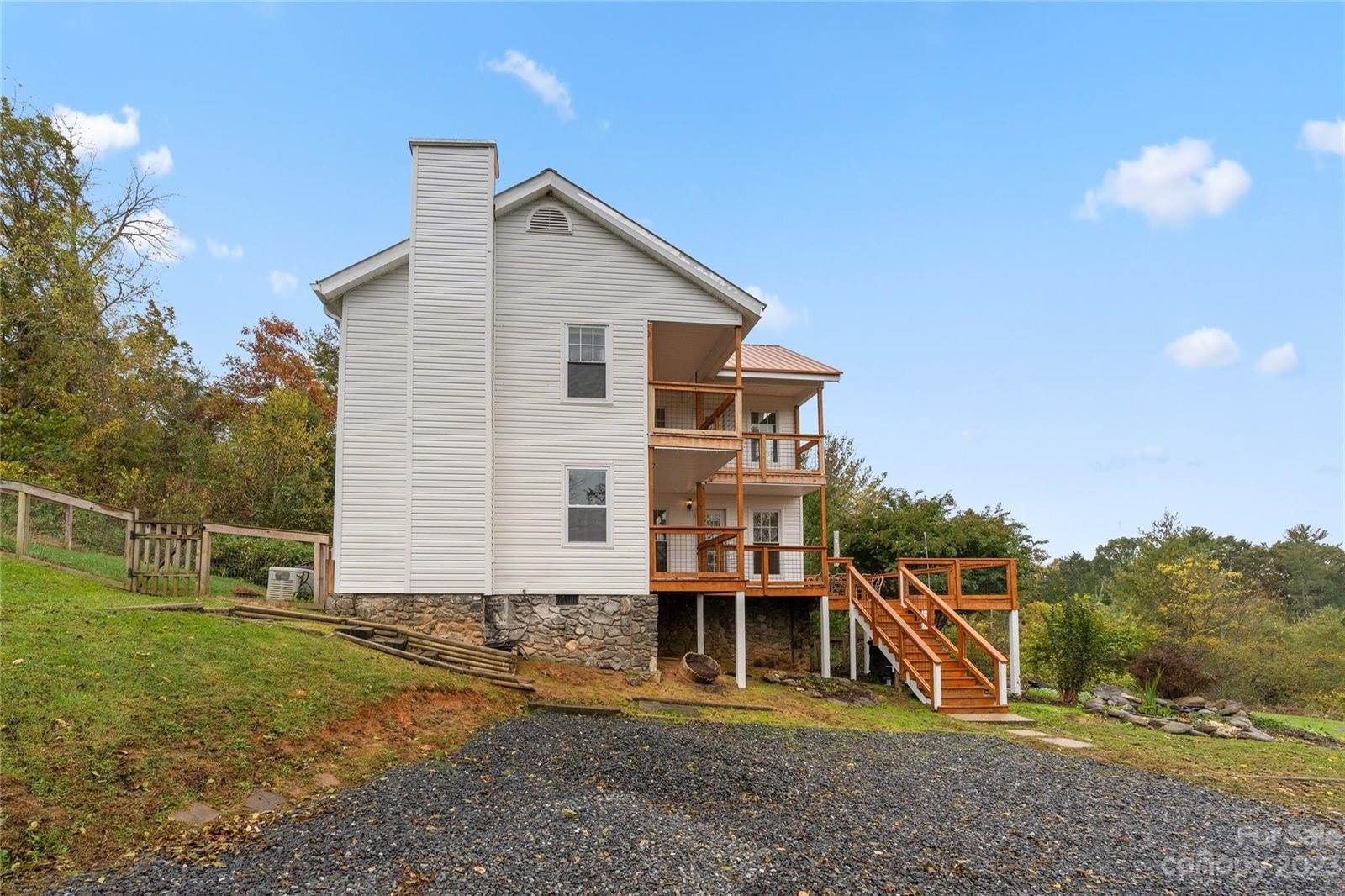 2638 Gabriels Creek Road, Mars Hill, NC 28754