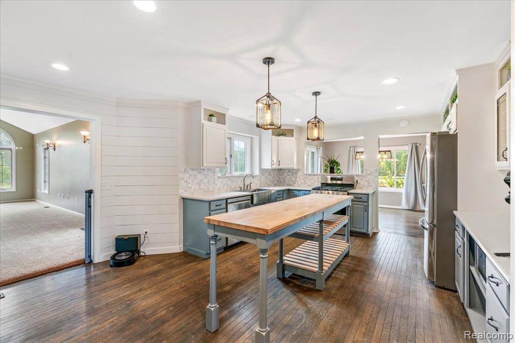 3707 Westphal Road, Genoa Township, MI 48843