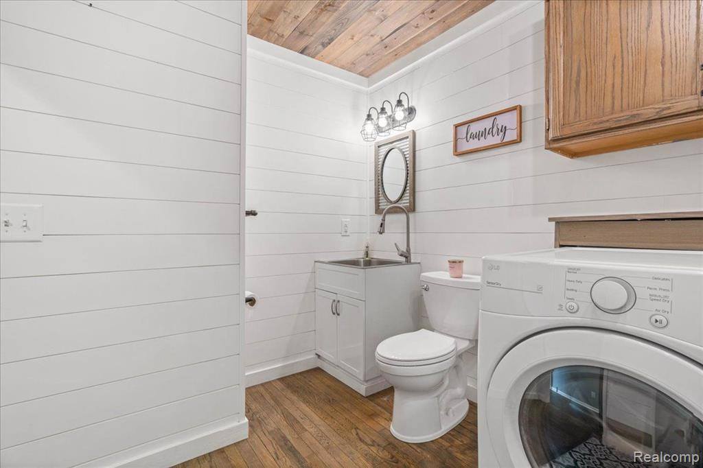 3707 Westphal Road, Genoa Township, MI 48843