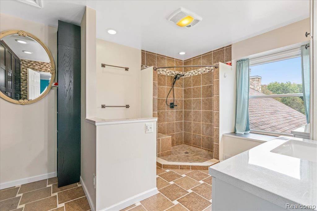 3707 Westphal Road, Genoa Township, MI 48843