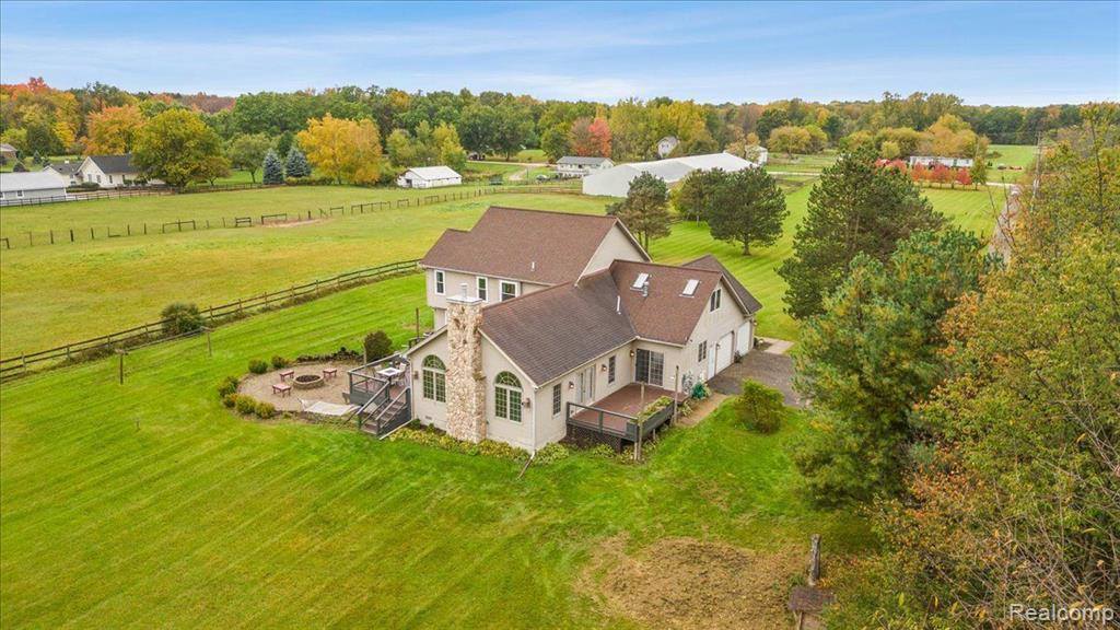 3707 Westphal Road, Genoa Township, MI 48843