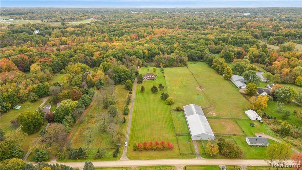 3707 Westphal Road, Genoa Township, MI 48843