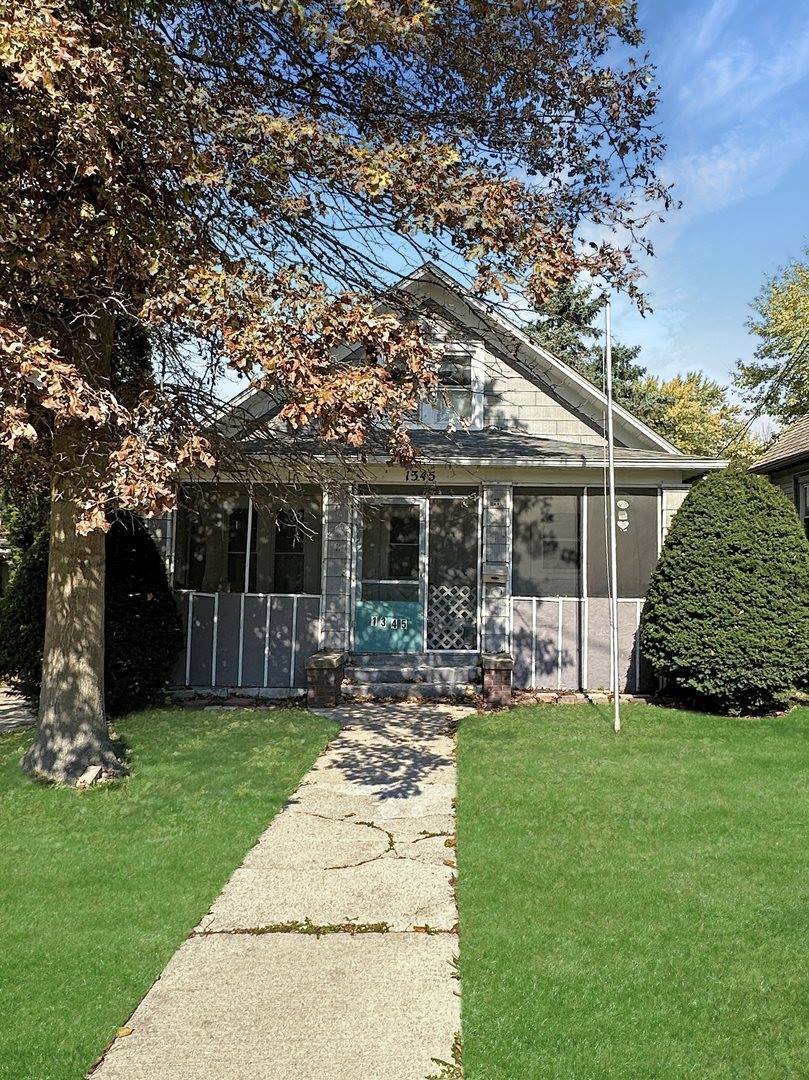 1345 South Galena Avenue, Freeport, IL 61032