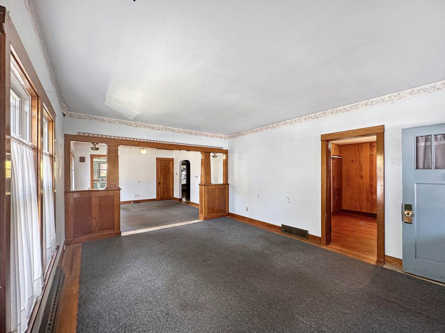 1345 South Galena Avenue, Freeport, IL 61032