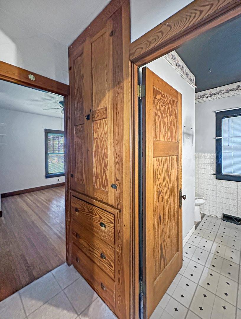 1345 South Galena Avenue, Freeport, IL 61032