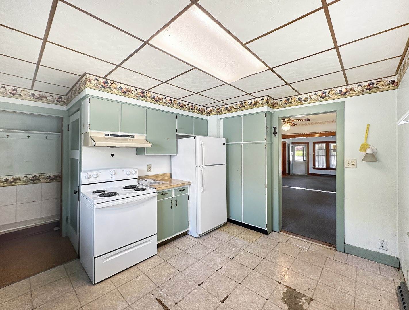 1345 South Galena Avenue, Freeport, IL 61032