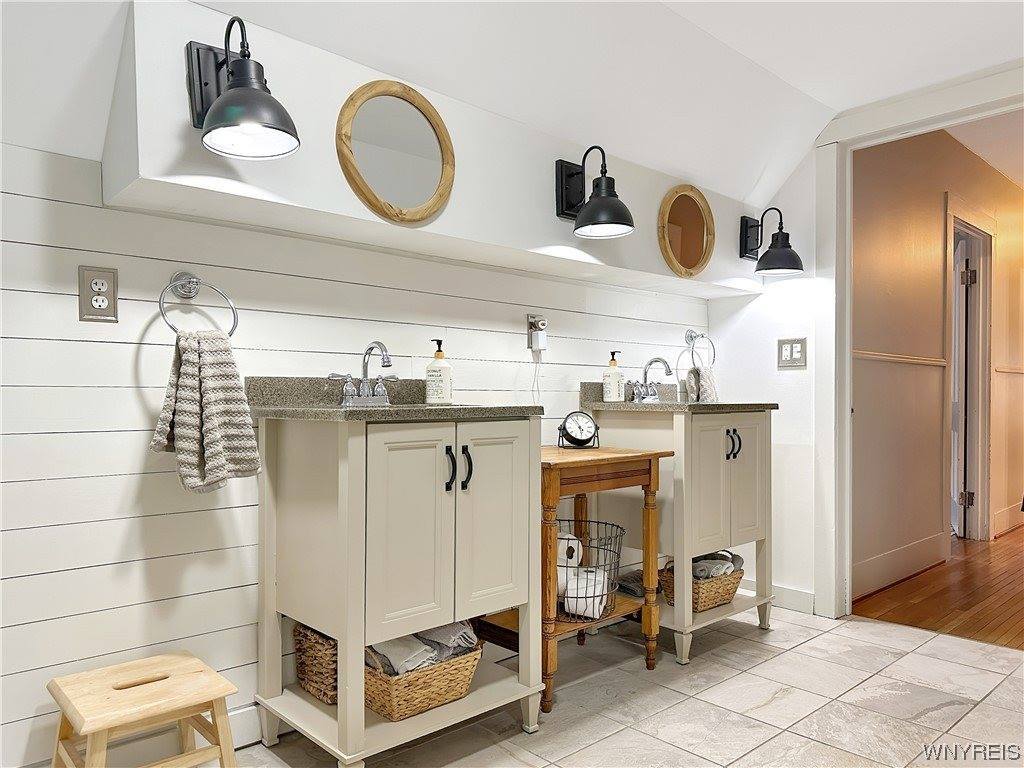 50 Dolbeer Street, Perry, NY 14530