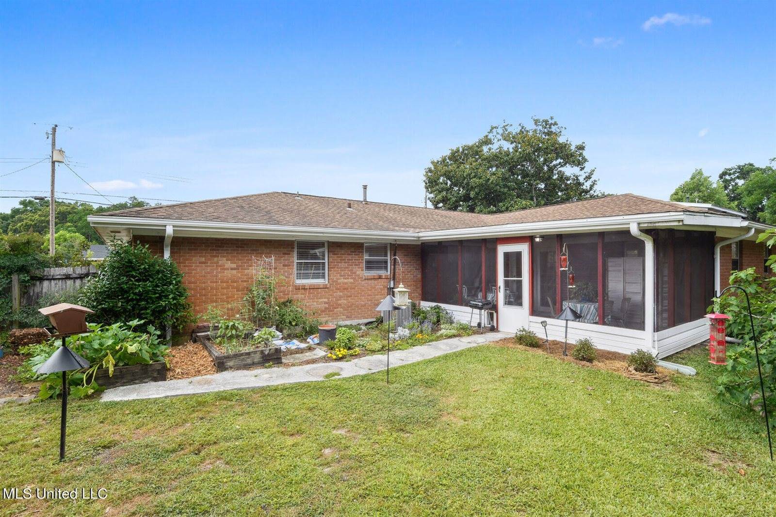 338 Carter Road, Biloxi, MS 39531