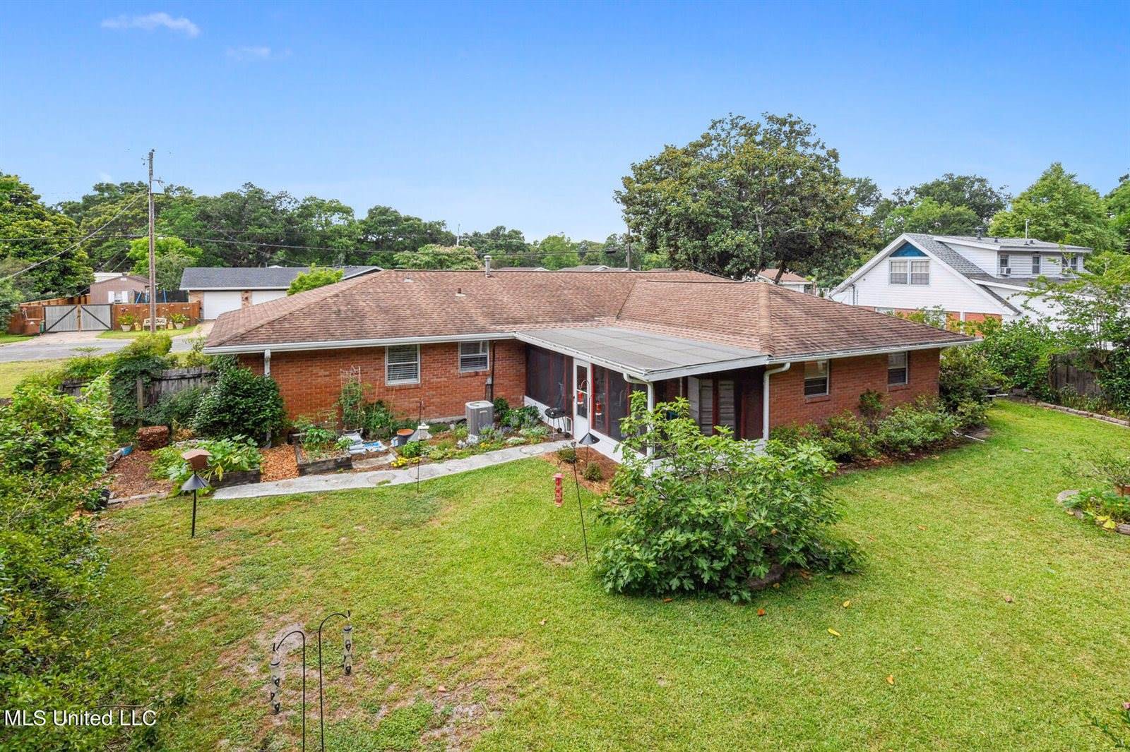 338 Carter Road, Biloxi, MS 39531