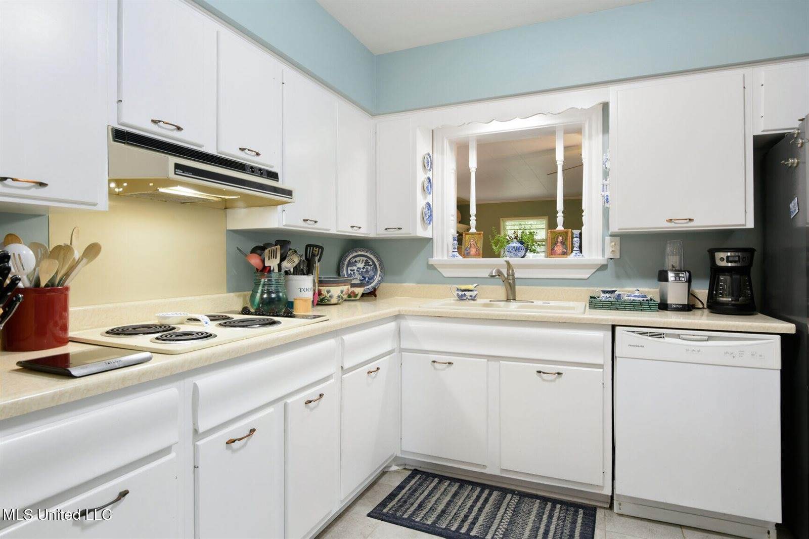 338 Carter Road, Biloxi, MS 39531