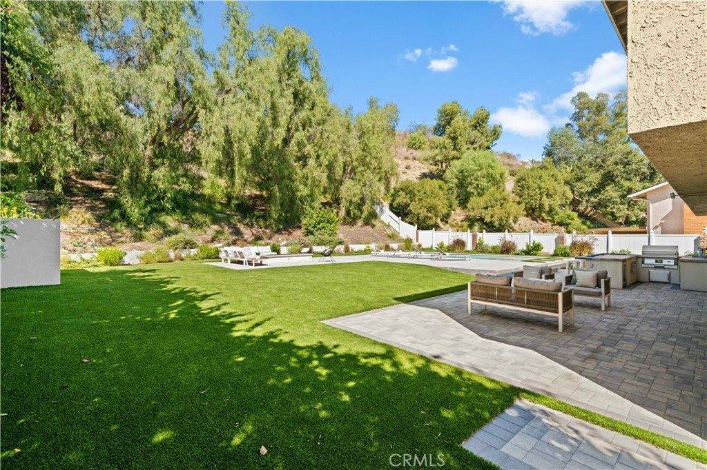 27049 Esward Drive, Calabasas, CA 91301