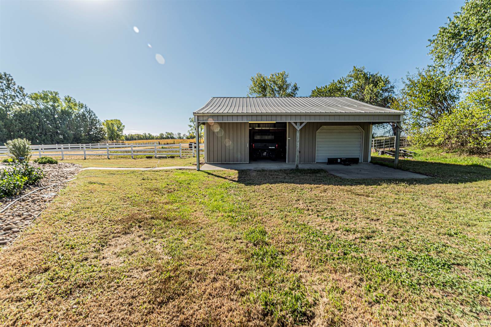 678 2400 Ave, Abilene, KS 67410