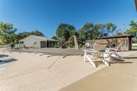 678 2400 Ave, Abilene, KS 67410