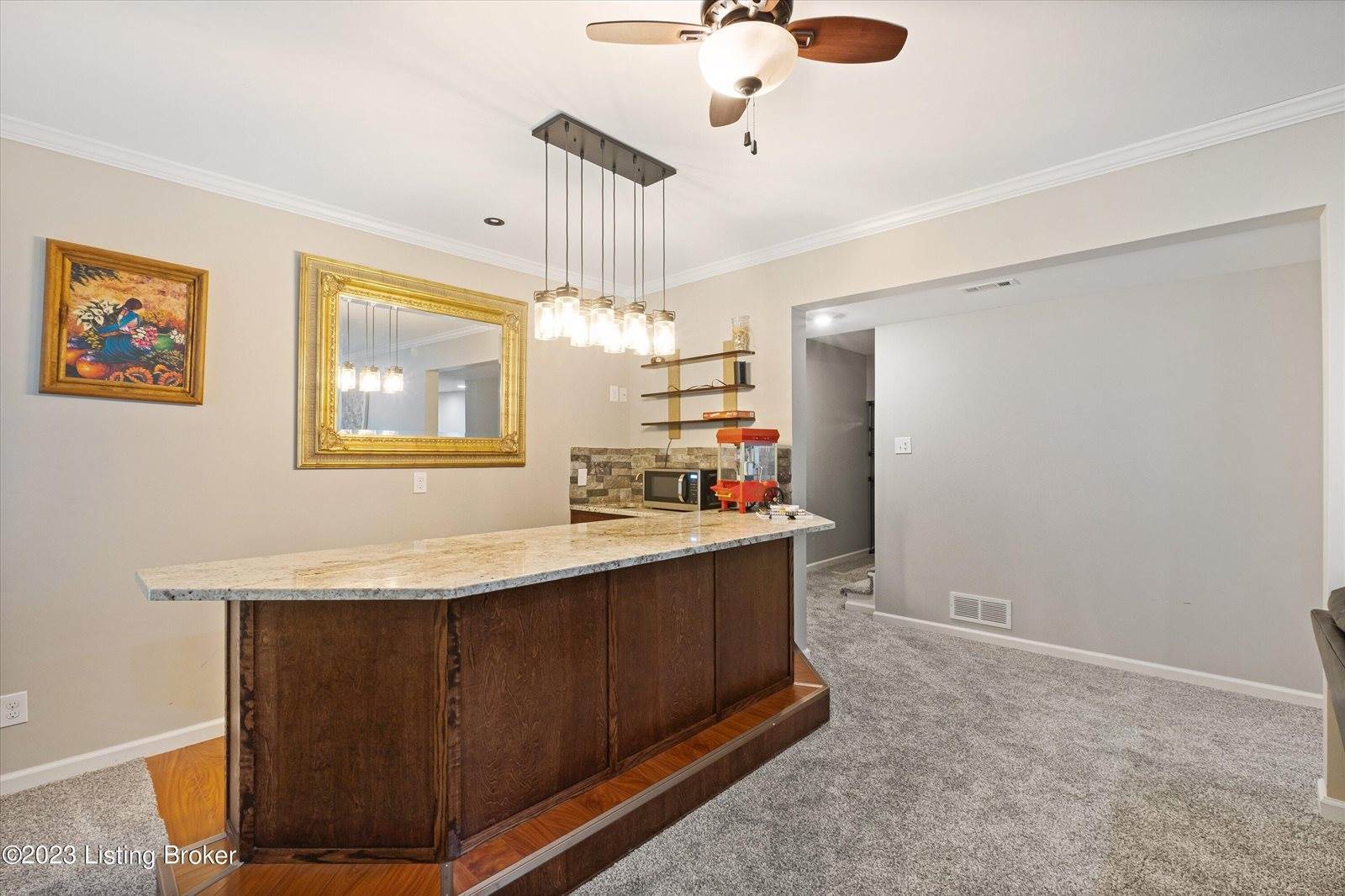 3516 Woodmont Park Ln, Louisville, KY 40245