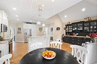 3516 Woodmont Park Ln, Louisville, KY 40245