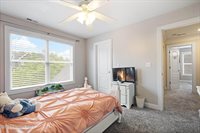 3516 Woodmont Park Ln, Louisville, KY 40245