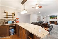 3516 Woodmont Park Ln, Louisville, KY 40245