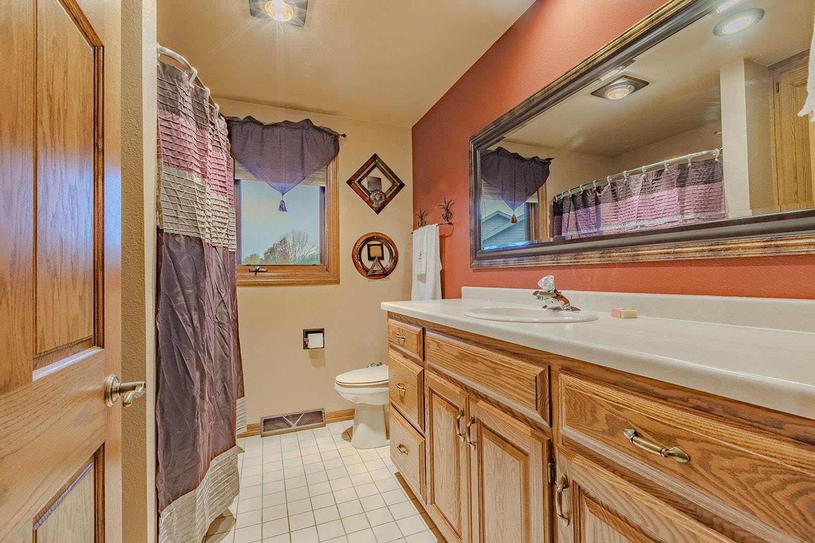 2517 Wilder Court, Green Bay, WI 54301