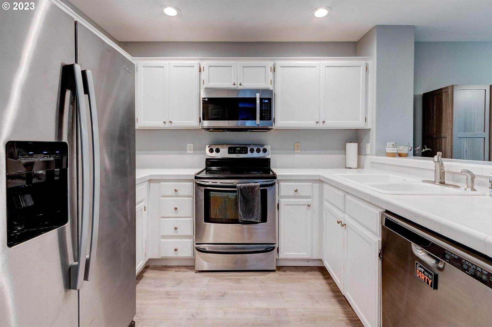 12826 NW Maplecrest Way, Banks, OR 97106