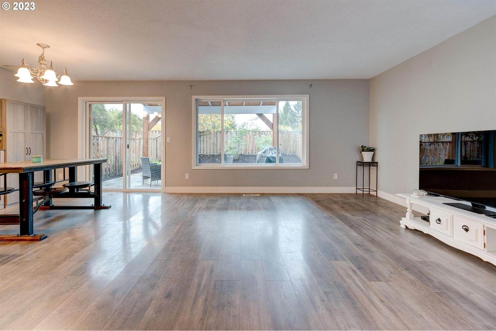 12826 NW Maplecrest Way, Banks, OR 97106