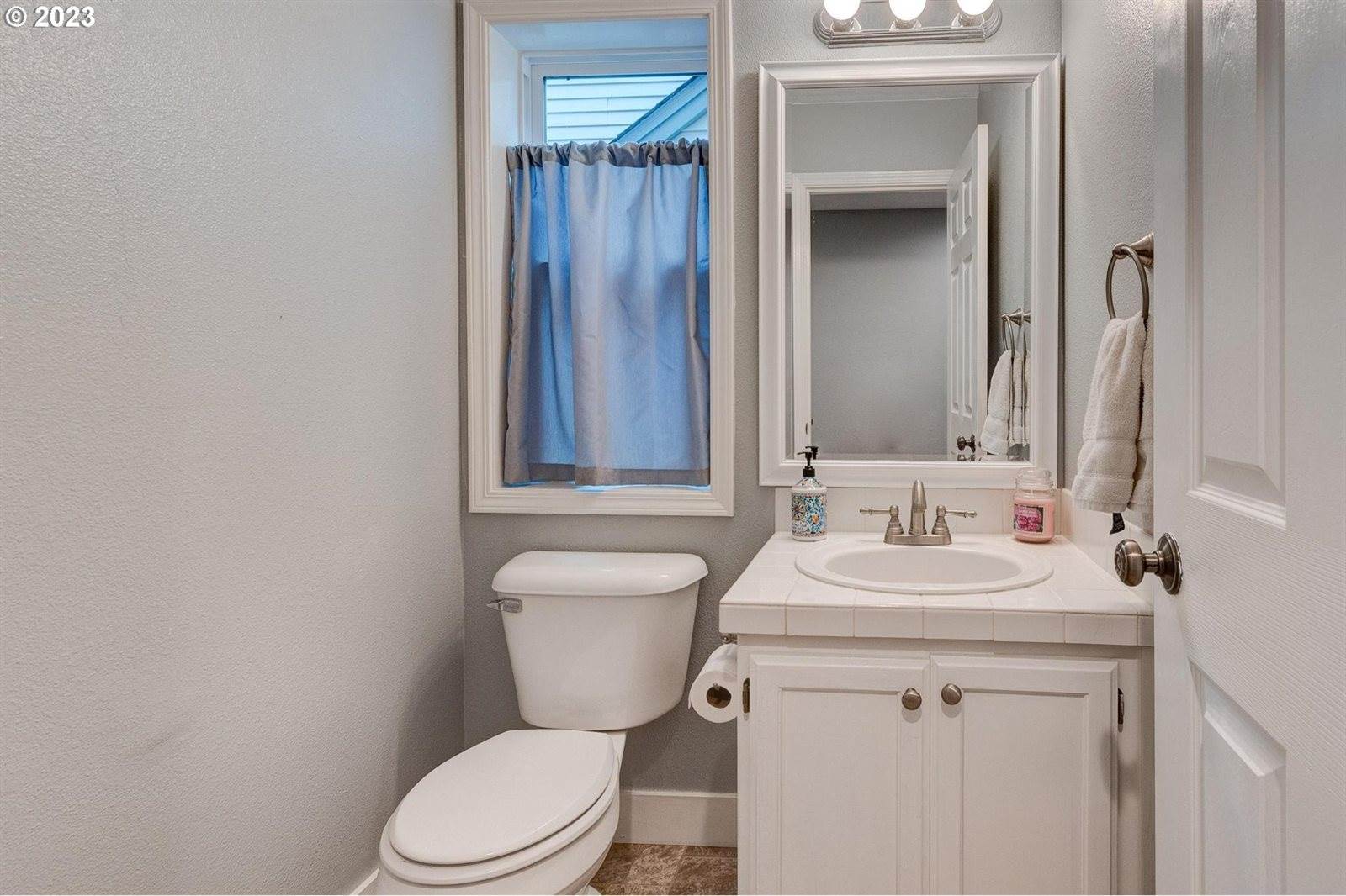 12826 NW Maplecrest Way, Banks, OR 97106