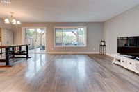 12826 NW Maplecrest Way, Banks, OR 97106