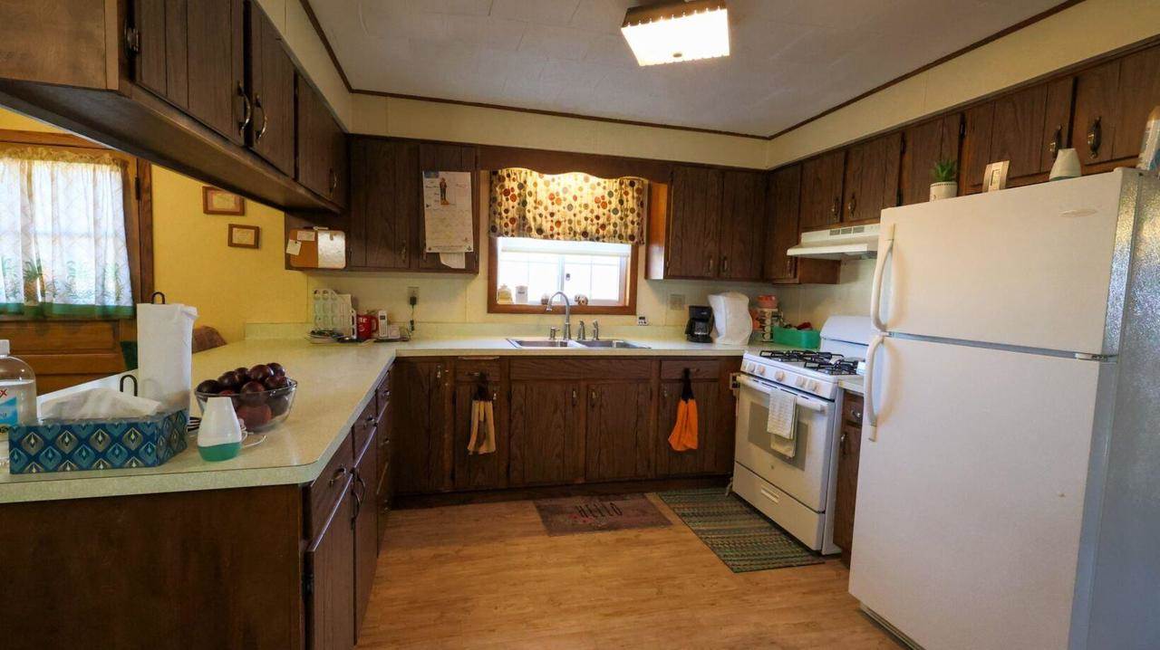 2405 State Highway 66, Rosholt, WI 54473