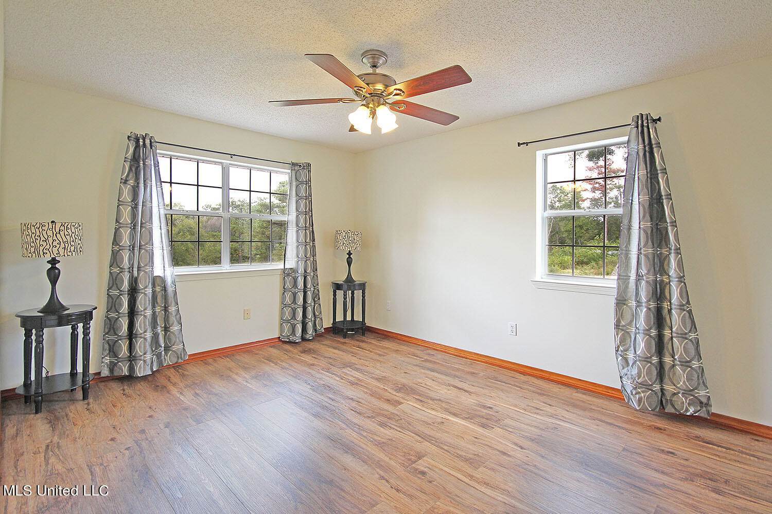 10269 Lake Breeze Lane, Pass Christian, MS 39571