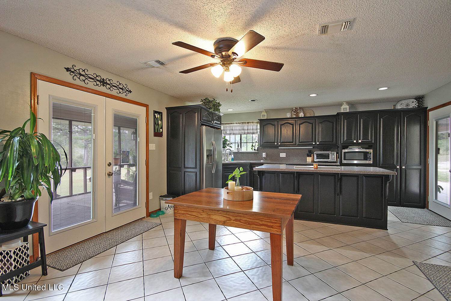 10269 Lake Breeze Lane, Pass Christian, MS 39571