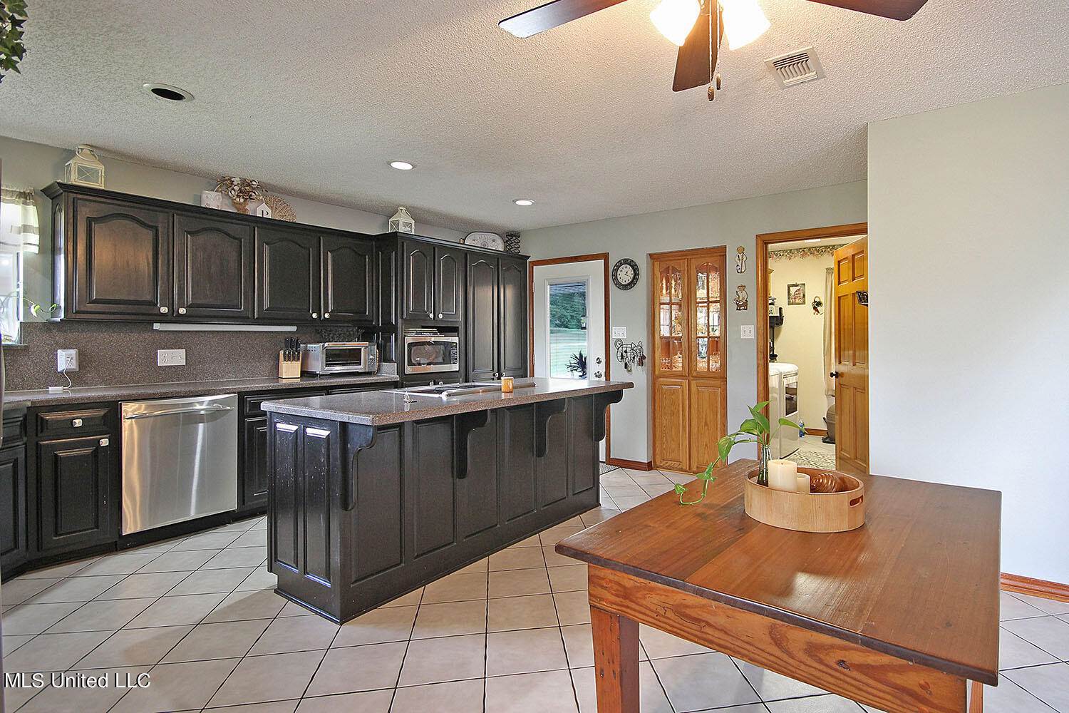 10269 Lake Breeze Lane, Pass Christian, MS 39571