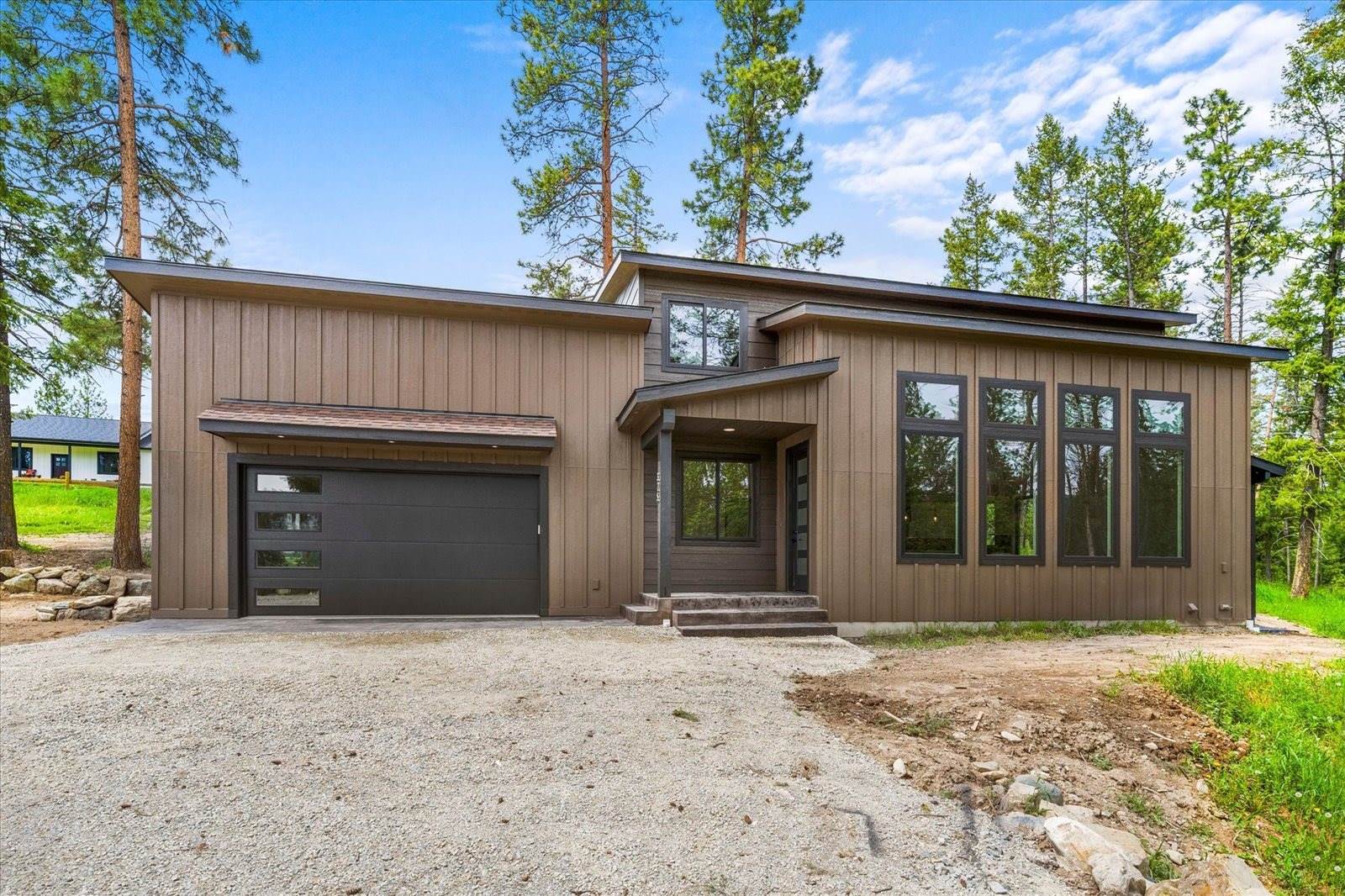 325 3rd Street, Kila, MT 59920