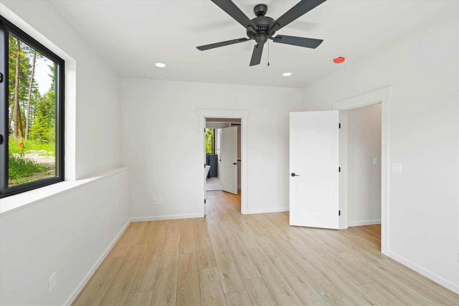 325 3rd Street, Kila, MT 59920