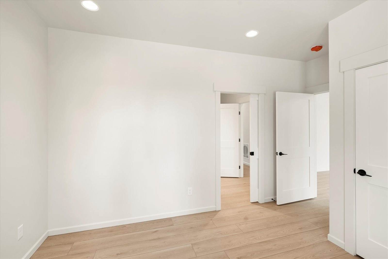 325 3rd Street, Kila, MT 59920