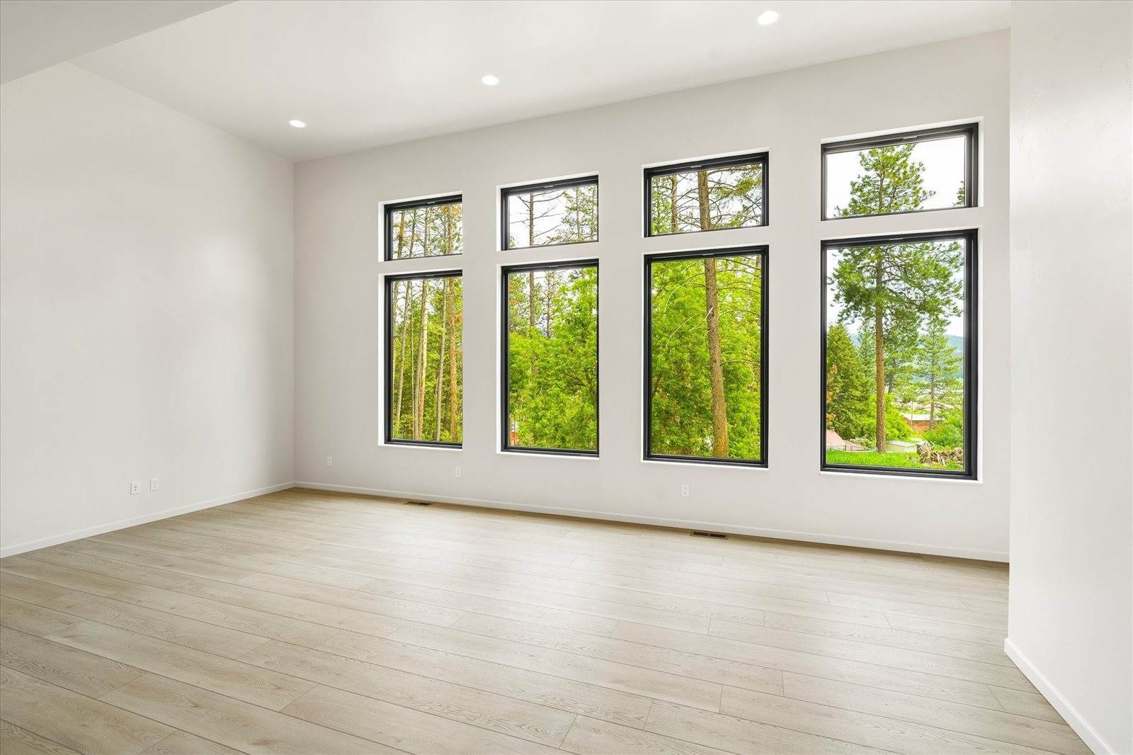 325 3rd Street, Kila, MT 59920