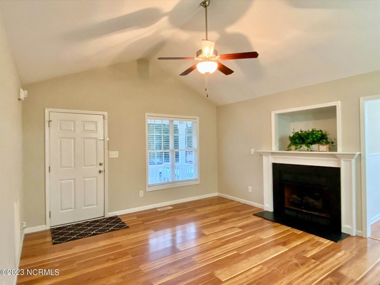 145 Sword Loop, Broadway, NC 27505