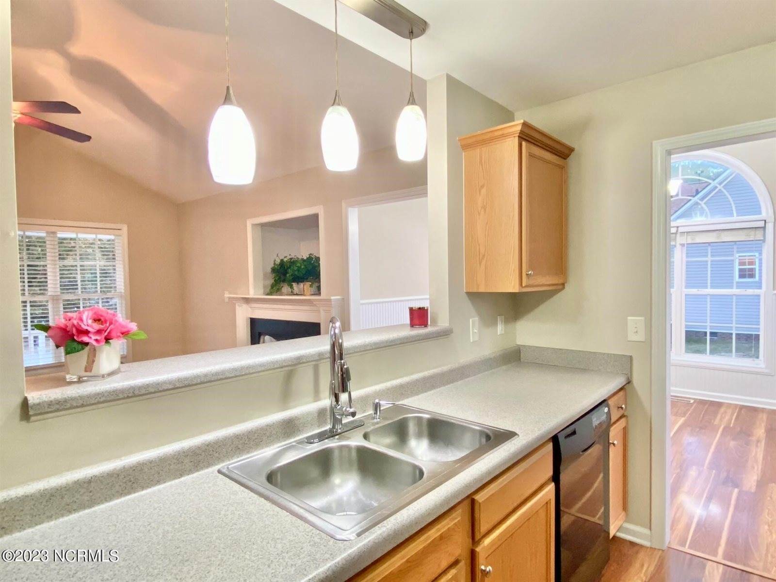 145 Sword Loop, Broadway, NC 27505