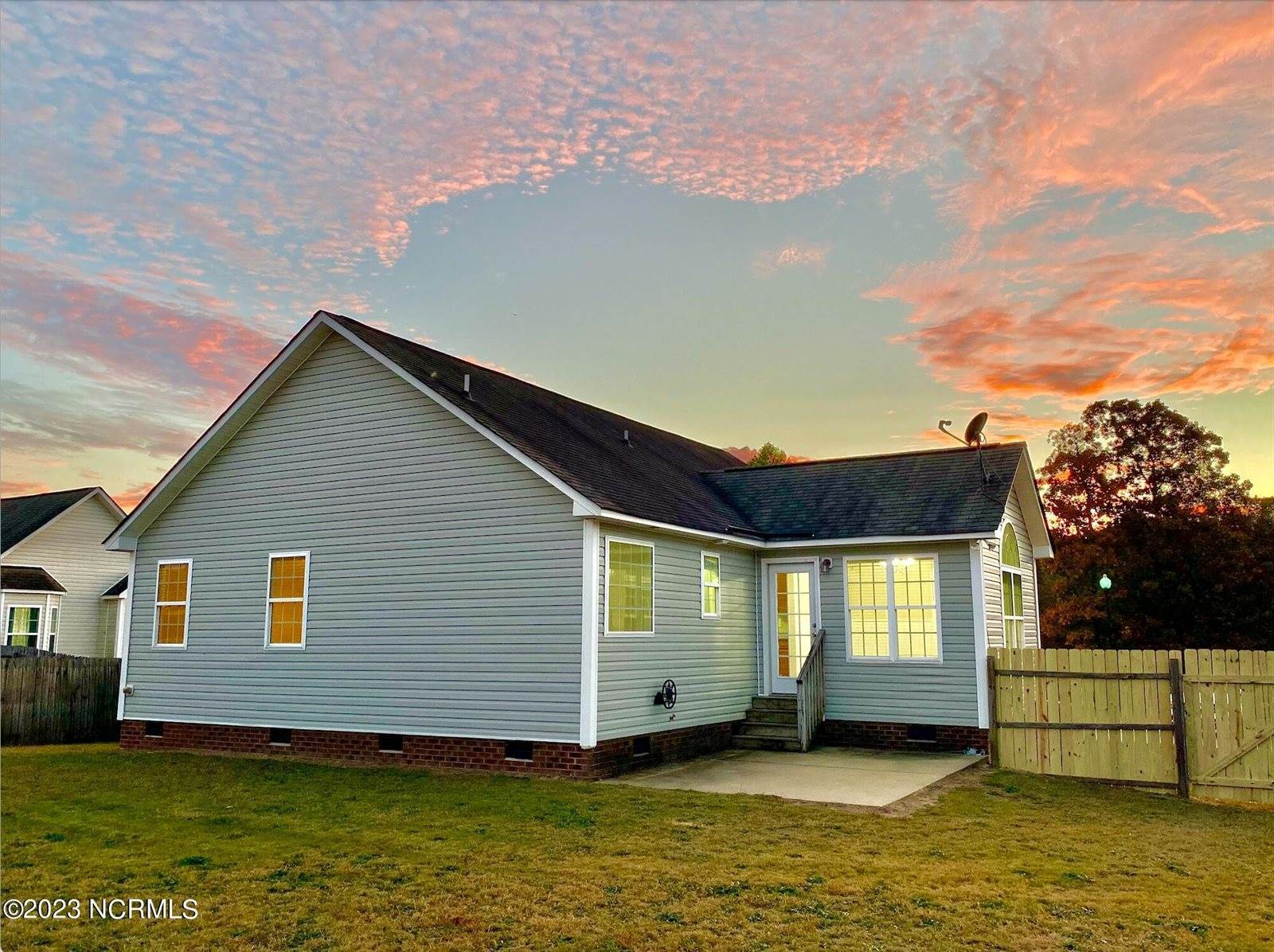 145 Sword Loop, Broadway, NC 27505