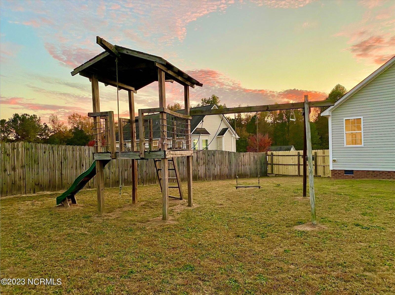 145 Sword Loop, Broadway, NC 27505