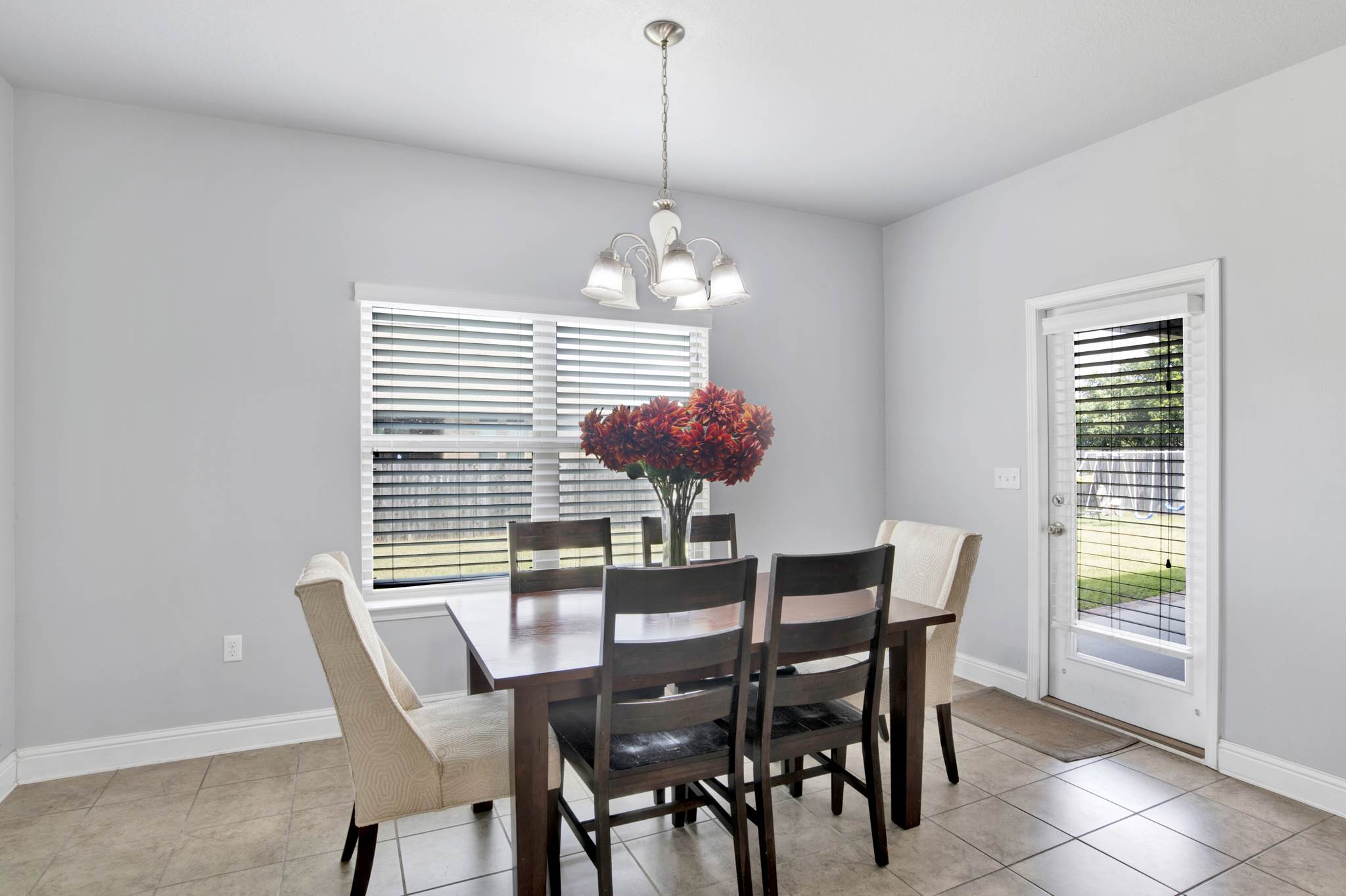 9554 Ottowa Dr, Daphne, AL 36526