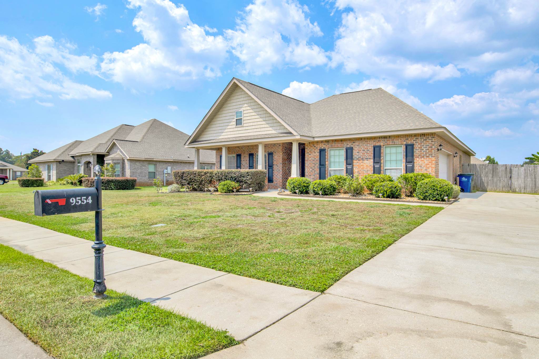 9554 Ottowa Dr, Daphne, AL 36526