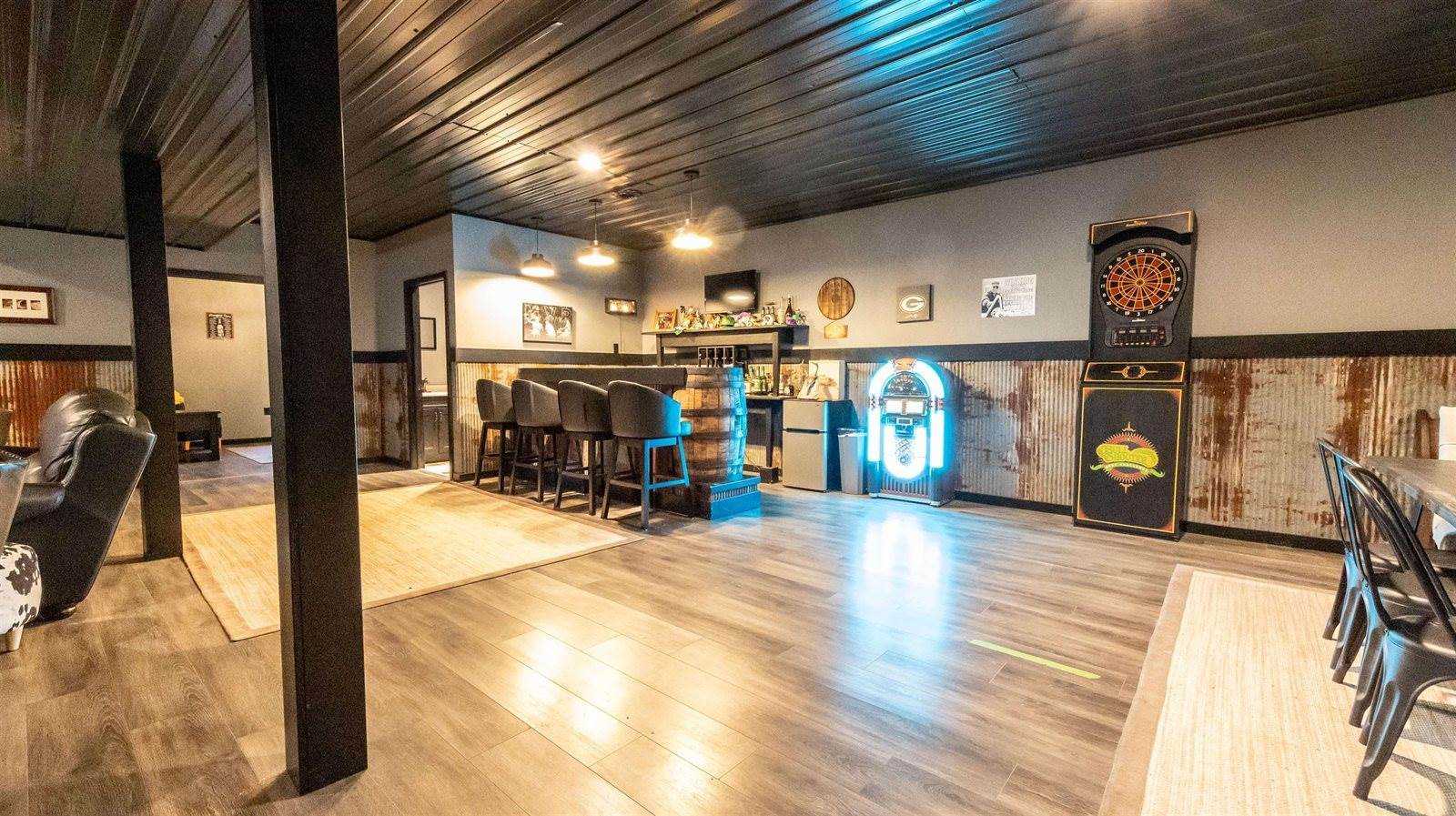 8732 4th Avenue, Almond, WI 54909