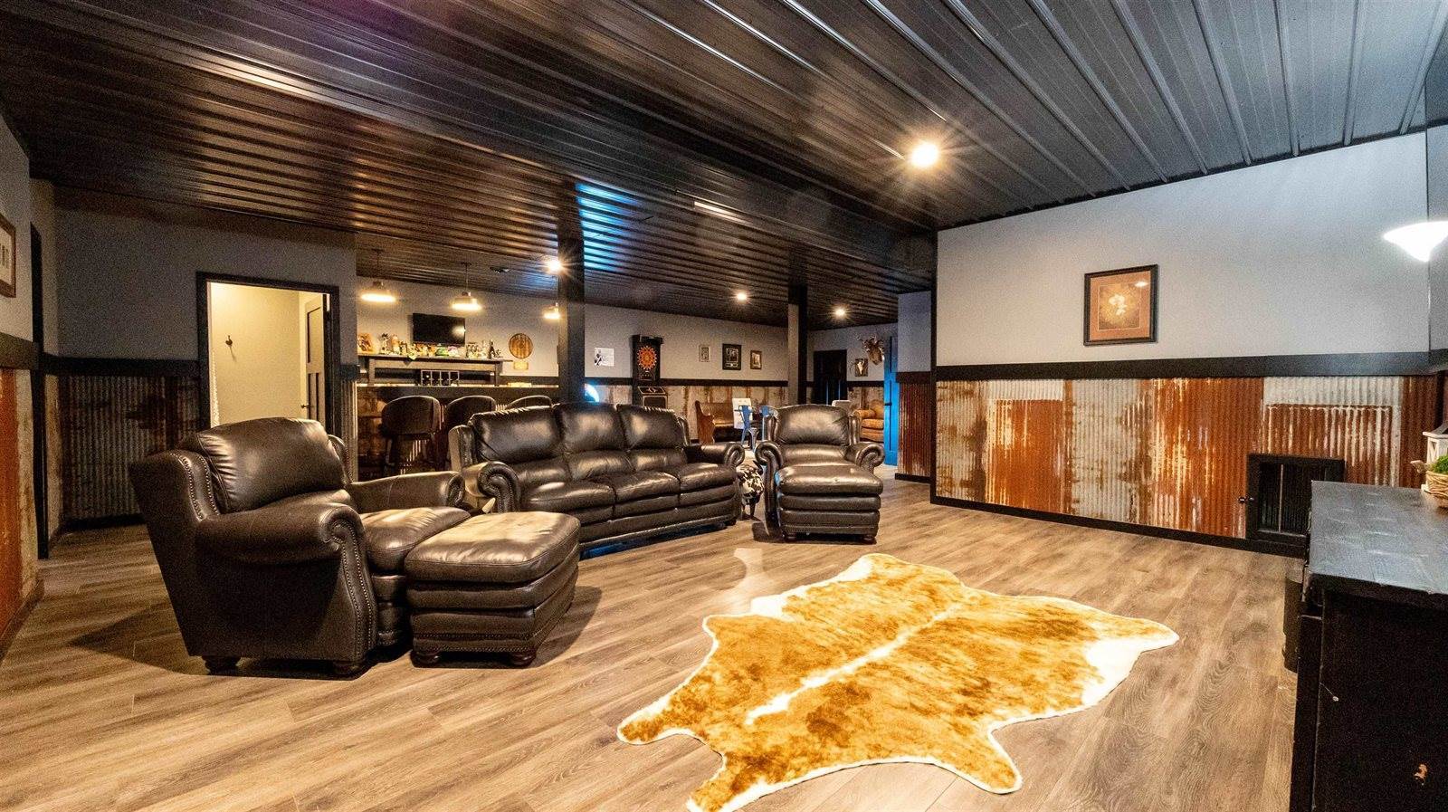 8732 4th Avenue, Almond, WI 54909