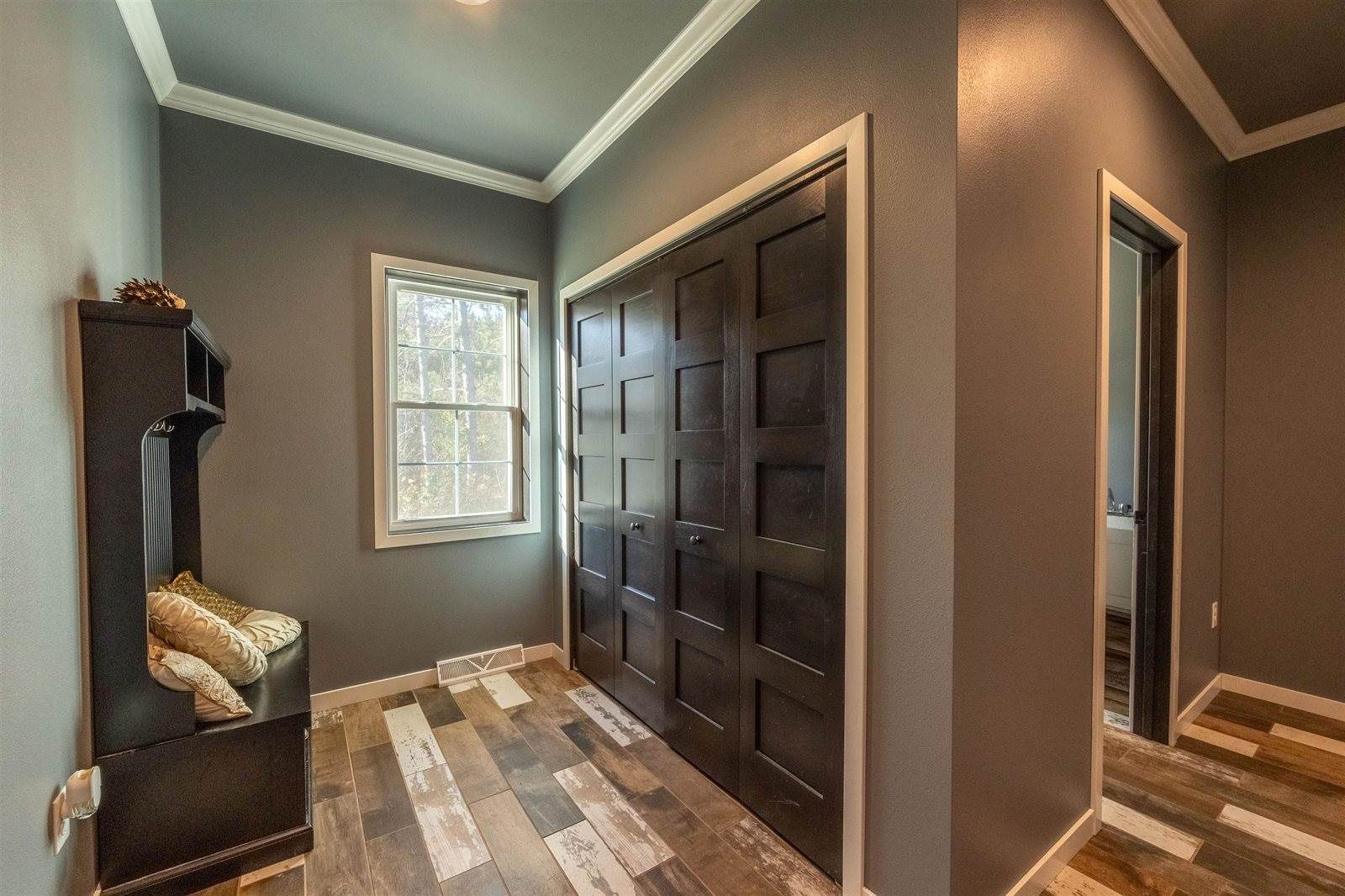 8732 4th Avenue, Almond, WI 54909